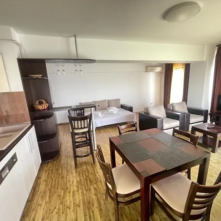 Tania Apartment Mamaia